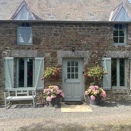 La Petite Maison - No 1 La Relierie Gavray-sur-Sienne Extérieur photo